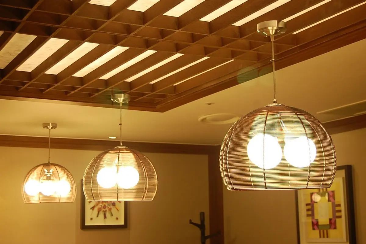 Pendant vs. Chandelier vs. Flush Mount: A Lighting Comparison for Every Ceiling Height